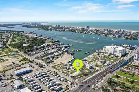 19281 Apt 37 San Carlos Blvd, Fort Myers Beach, FL 33931