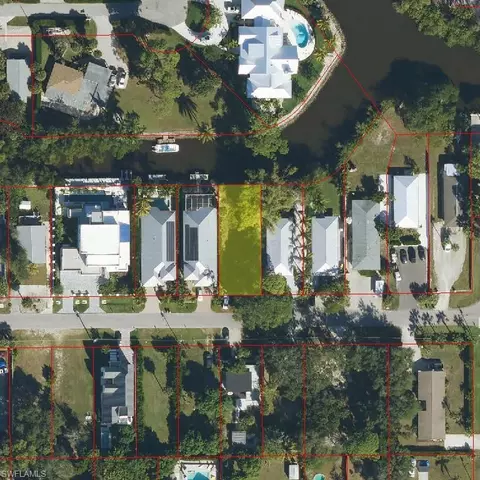 3037 Coco Ave, Naples, FL 34112