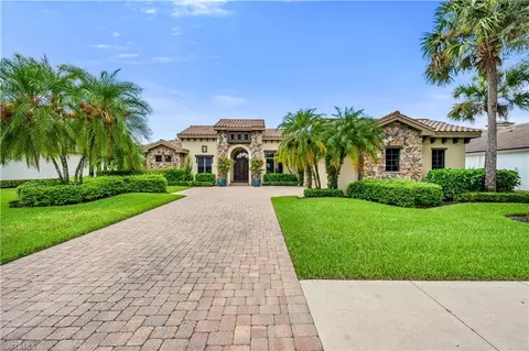 Exterior - 11875 Hedgestone Ct, Naples, FL 34120 photo 2 of 7