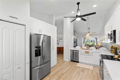 8330 Ibis Cove Cir #B242, Naples, FL 34119