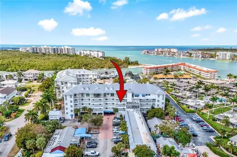 160 Palm St #208, Marco Island, FL 34145