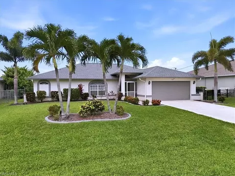 1704 SW 44th Ter, Cape Coral, FL 33914