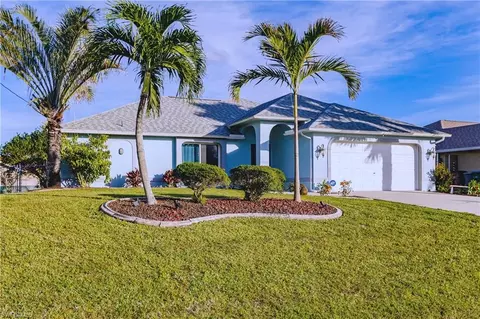 1019 SE 5th Pl, Cape Coral, FL 33990