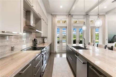 Kitchen - 14852 Dockside Ln, Naples, FL 34114 photo 3 of 3