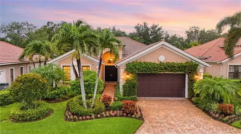 5717 Hammock Isles Dr, Naples, FL 34119