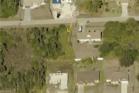 2715 24th St W, Lehigh Acres, FL 33971