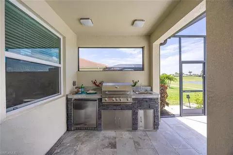 Kitchen - 18699 Ensenada Dr, Naples, FL 34114 photo 6 of 6