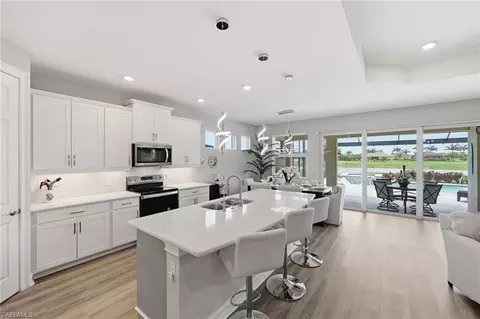 Kitchen - 18699 Ensenada Dr, Naples, FL 34114 photo 2 of 6