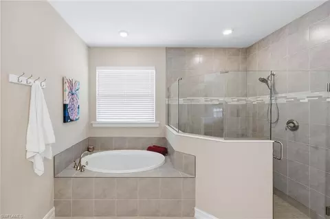 Bath - 18699 Ensenada Dr, Naples, FL 34114 photo 1 of 5