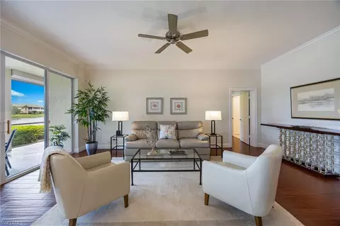 558 Vintage Reserve Ln #19A, Naples, FL 34119