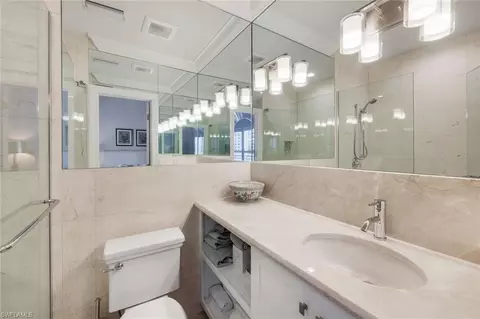 Bath - 15248 Devon Green Ln, Naples, FL 34110 photo 2 of 4