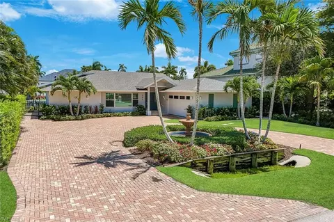 151 Bayview Ave, Naples, FL 34108 photo 5