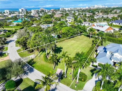 311 Spring Line Dr, Naples, FL 34102 photo 4
