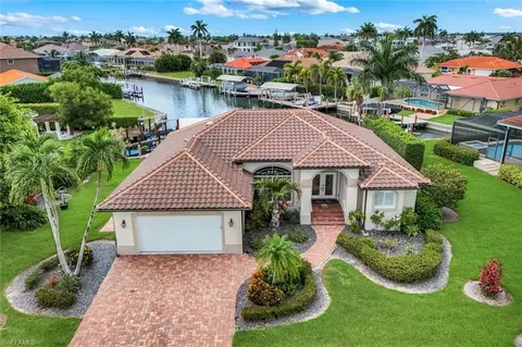 1771 Hummingbird Ct, Marco Island, FL 34145
