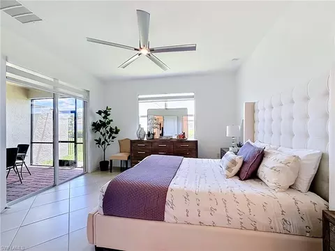 Bedroom - 2558 Vine Ave, Naples, FL 34120 photo 3 of 4