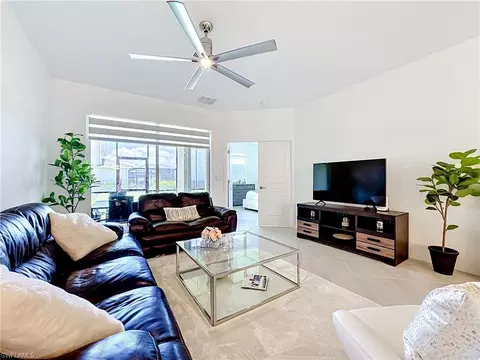 Living - 2558 Vine Ave, Naples, FL 34120 photo 2 of 5