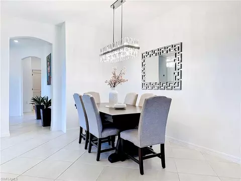 Dining - 2558 Vine Ave, Naples, FL 34120 photo 3 of 3