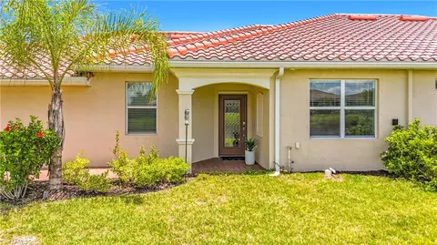 Exterior - 2558 Vine Ave, Naples, FL 34120 photo 7 of 15