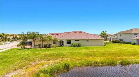 Exterior - 2558 Vine Ave, Naples, FL 34120 photo 1 of 15