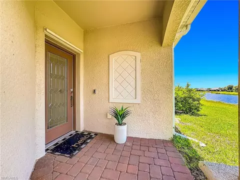 Exterior - 2558 Vine Ave, Naples, FL 34120 photo 8 of 15