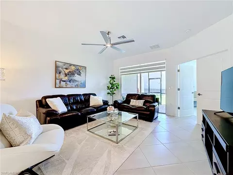 Living - 2558 Vine Ave, Naples, FL 34120 photo 3 of 5