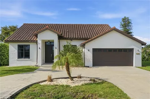 1140 Jeronimo Dr, Naples, FL 34103