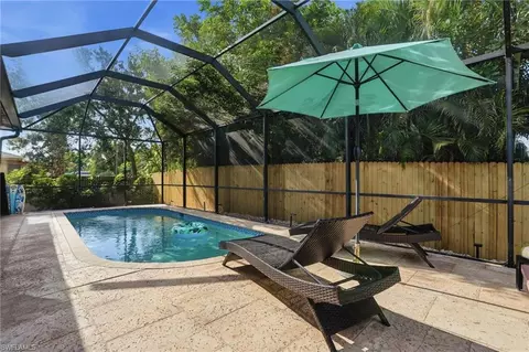 Exterior - 1140 Jeronimo Dr, Naples, FL 34103 photo 6 of 9