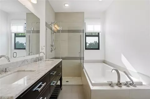 Bath - 1140 Jeronimo Dr, Naples, FL 34103 photo 1 of 2