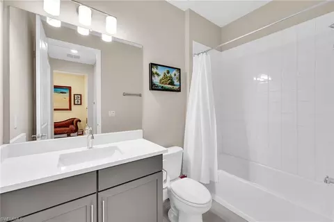Bath - 2078 Grove Dr, Naples, FL 34120 photo 2 of 3