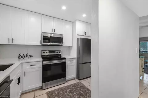 Kitchen - 499 Forest Lakes Blvd #312, Naples, FL 34105 photo 4 of 5