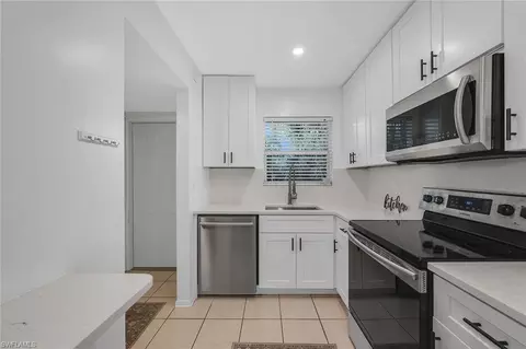 Kitchen - 499 Forest Lakes Blvd #312, Naples, FL 34105 photo 5 of 5
