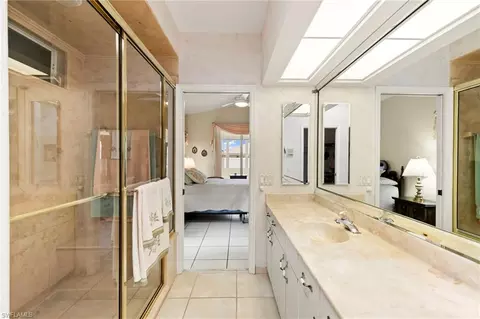 Bath - 526 100th Ave N, Naples, FL 34108 photo 1 of 2