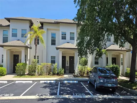 9101 Gervais Cir #1705, Naples, FL 34120
