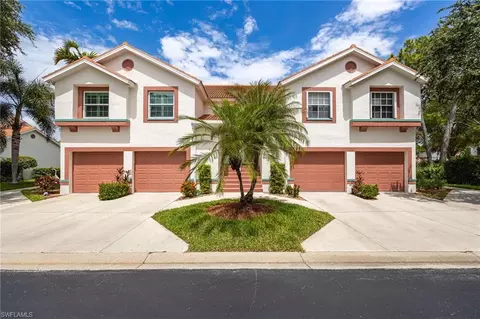 624 Windsor Sq #201, Naples, FL 34104