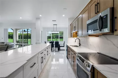 Kitchen - 20370 Larino Loop, Estero, FL 33928 photo 5 of 6