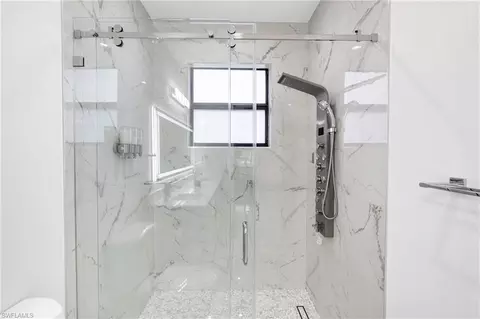 Bath - 2759 18th Ave SE, Naples, FL 34117 photo 2 of 4