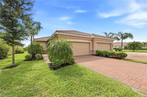 Exterior - 2584 Vine Ave, Naples, FL 34120 photo 2 of 7