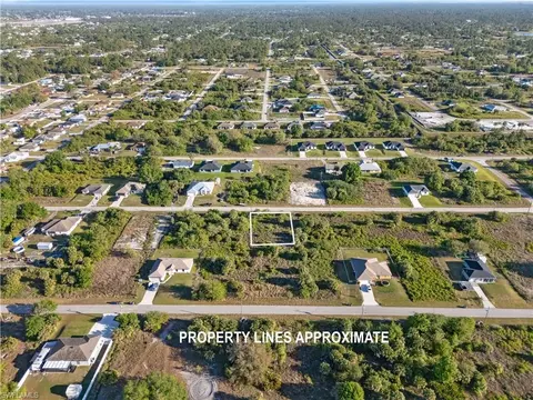 820 Casper Yost St E, Lehigh Acres, FL 33974