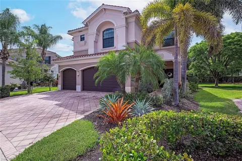 3094 Hudson Ter, Naples, FL 34119