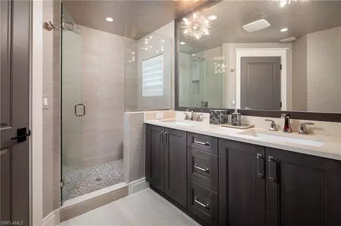 Bath - 3170 Crayton Rd, Naples, FL 34103 photo 3 of 3