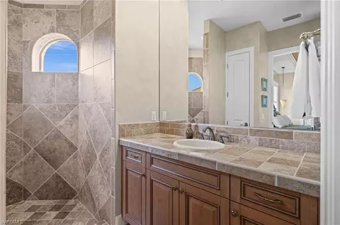 Bath - 1765 Supreme Ct, Naples, FL 34110 photo 4 of 4