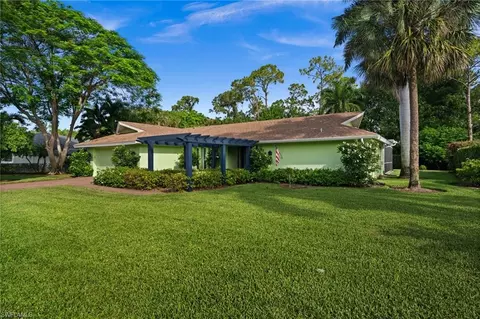 Exterior - 1903 Imperial Golf Co Blvd, Naples, FL 34110 photo 6 of 6