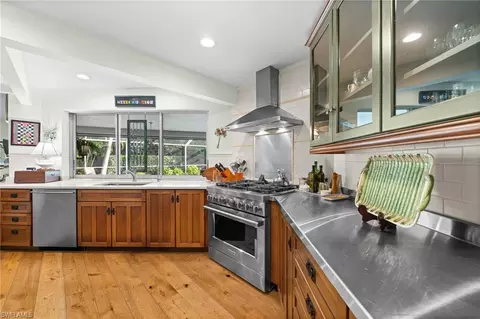 Kitchen - 1903 Imperial Golf Co Blvd, Naples, FL 34110 photo 2 of 2