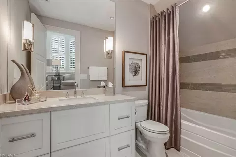 Bath - 32 6th St S, Naples, FL 34102 photo 5 of 5
