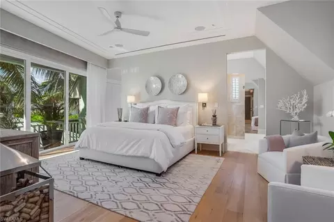 Bedroom - 32 6th St S, Naples, FL 34102 photo 1 of 5