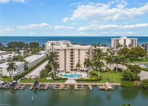 2150 Gulf Shore Blvd N #411, Naples, FL 34102