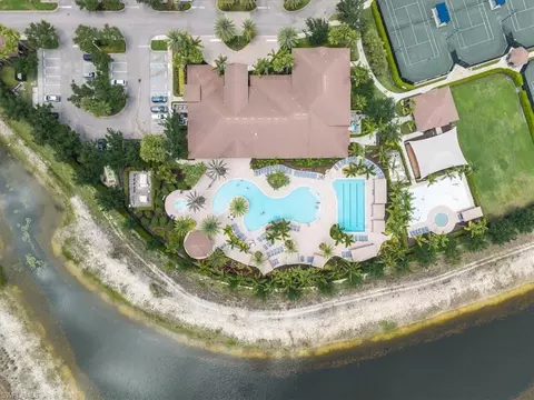 View/Area - 3264 Pacific Dr, Naples, FL 34119 photo 3 of 5