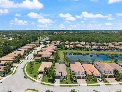 View/Area - 3264 Pacific Dr, Naples, FL 34119 photo 2 of 5