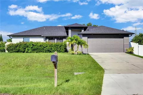 1317 NE 4th Pl, Cape Coral, FL 33909