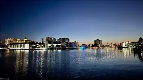 432 Oak Ave, Naples, FL 34108